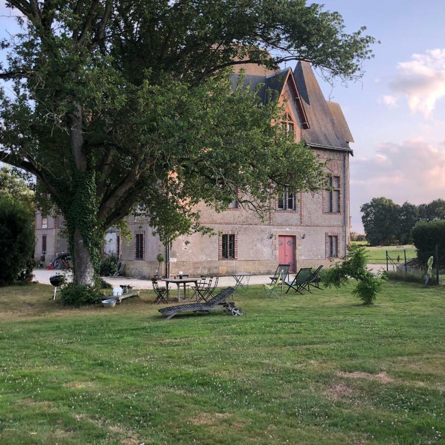 Vila Manoir De La Chouanniere Montreuil-sur-Maine Exteriér fotografie